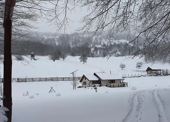 Case de vacanță Vikendica Klocanica Strmosten