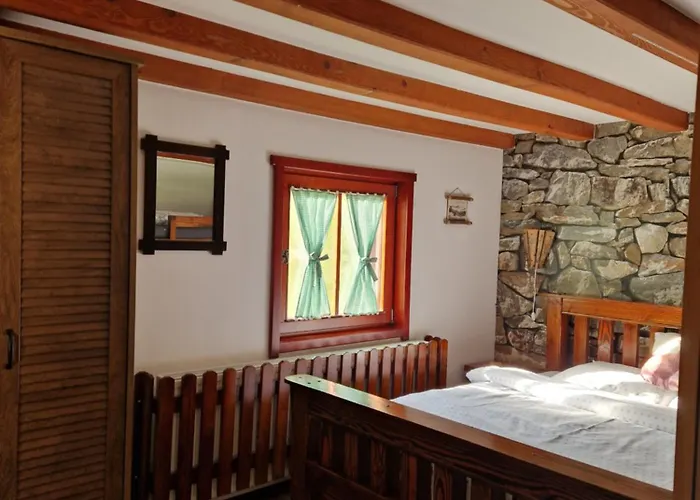 Vikendica Klocanica Case de vacanță *